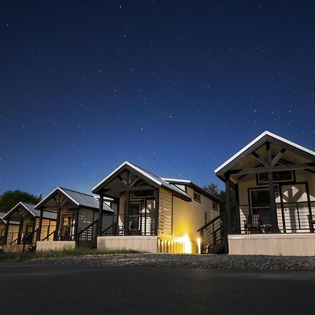 Htr Tx Hill Country Campground Kerrville Dış mekan fotoğraf