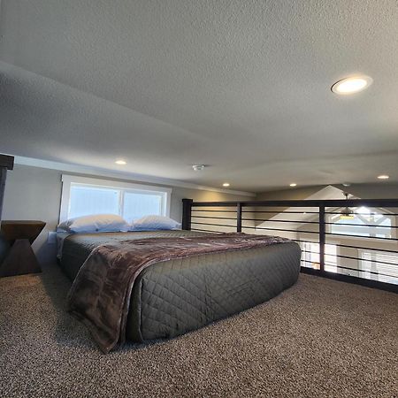 Htr Tx Hill Country Campground Kerrville Oda fotoğraf